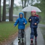 5 idées d’activités sportives en intérieur à faire avec vos enfants quand il pleut